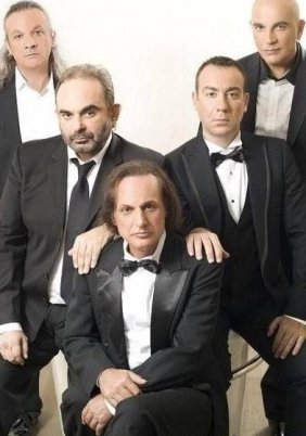 Γίναμε θέαμα - Ακτη Πειραιώς (2008)