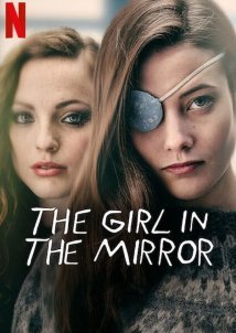 The Girl in the Mirror / Alma (2022)
